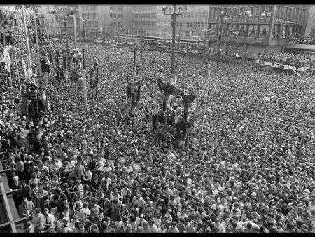 Feyenoord supporters  70 III Online